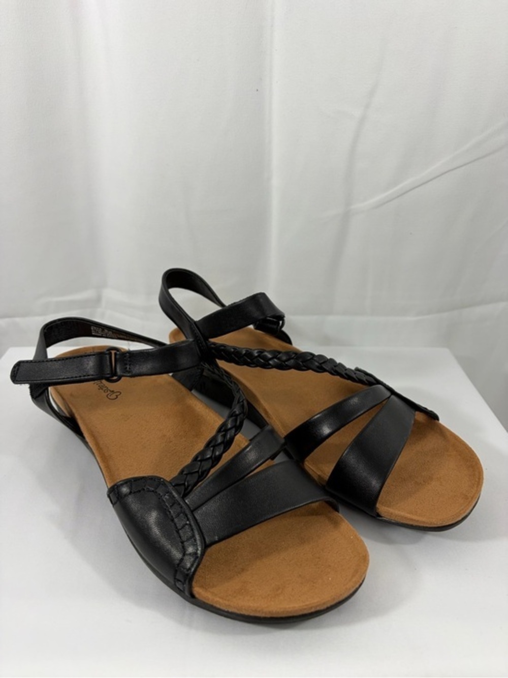 NWT Baretraps Women’s Size 8 Black Comfort Braided Sandals